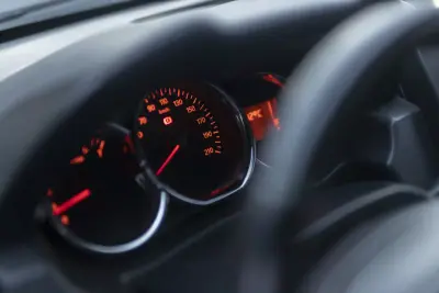 Dacia Duster 2015 - 10900 EUR, 150410 km - AUTO.MOTO.pt - 150410km - foto 15 de 33