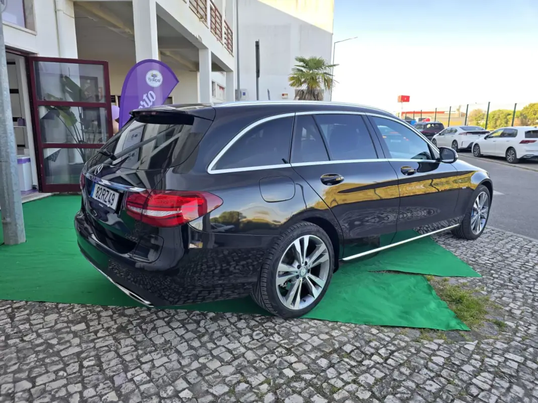 Mercedes-Benz C 350 2016 - 19950 EUR, 169000 km - AUTO.MOTO.pt - 169000km - foto 2 de 13