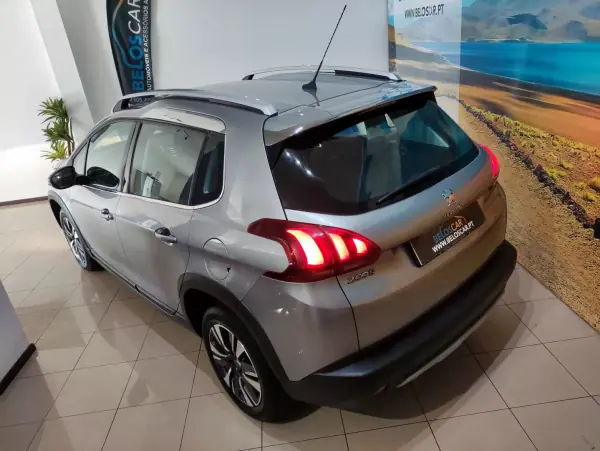 Peugeot 2008 2018 - 13250 EUR, 37000 km - AUTO.MOTO.pt - 37000km - foto 10 de 31