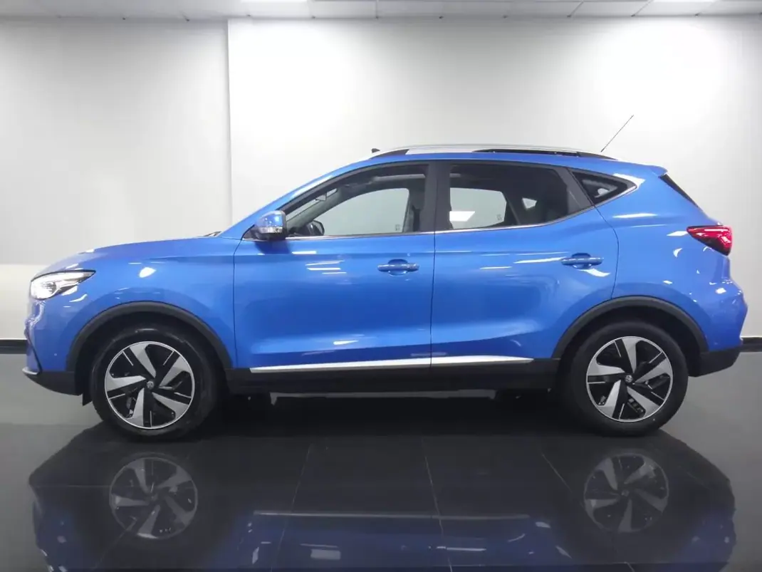 MG ZS 2022 - 20900 EUR, 68000 km - 68000km - foto 5 de 36