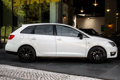 SEAT Ibiza ST 2014 - 9590 EUR, 100831 km - AUTO.MOTO.pt - 100831km - foto 5 de 31
