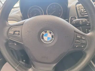 BMW 118 2013 - 11500 EUR, 170377 km - 170377km - foto 12 de 24