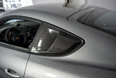 Porsche 718 Cayman 2022 - 220000 EUR, 9950 km - AUTO.MOTO.pt - 9950km - foto 11 de 42