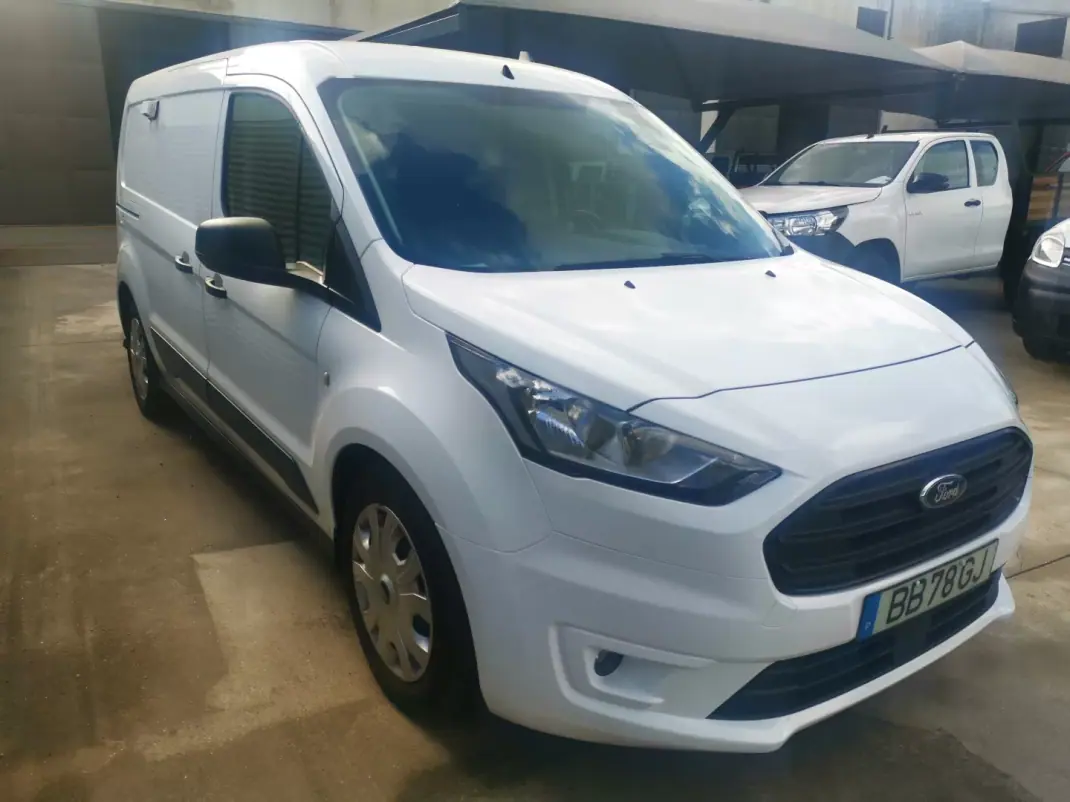 Ford TRANSIT 2.0 D 170 CV L4H4 2023 - 13500 EUR, 81737 km - AUTO.MOTO.pt - 81737km - foto 3 de 10