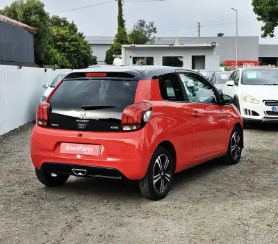 Peugeot 108 2017 - 9600 EUR, 46200 km - AUTO.MOTO.pt - 46200km - foto 8 de 23