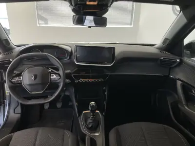 Peugeot 2008 2025 - 21490 EUR, 11591 km - AUTO.MOTO.pt - 11591km - foto 2 de 10