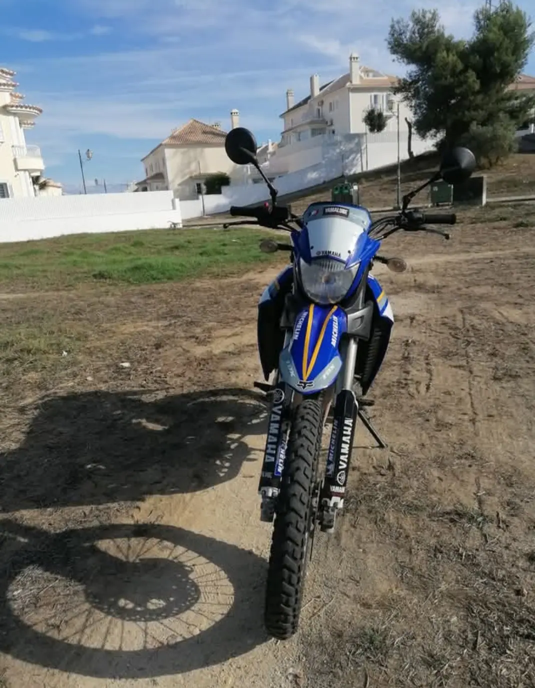 Yamaha XT 225 2004 - 4150 EUR, 48000 km - AUTO.MOTO.pt - 48000km - foto 2 de 6