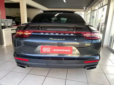 Porsche Panamera 2018 - 60500 EUR, 104962 km - AUTO.MOTO.pt - 104962km - foto 6 de 58