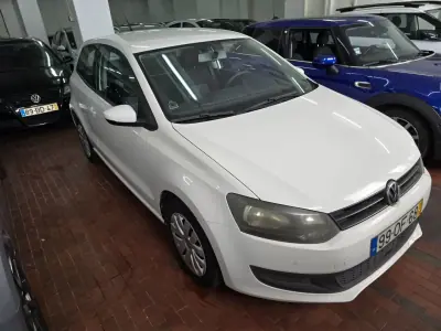 VW Polo 1.2 TDi Van 2013 - 5750 EUR, 269000 km - AUTO.MOTO.pt - 269000km - foto 2 de 17