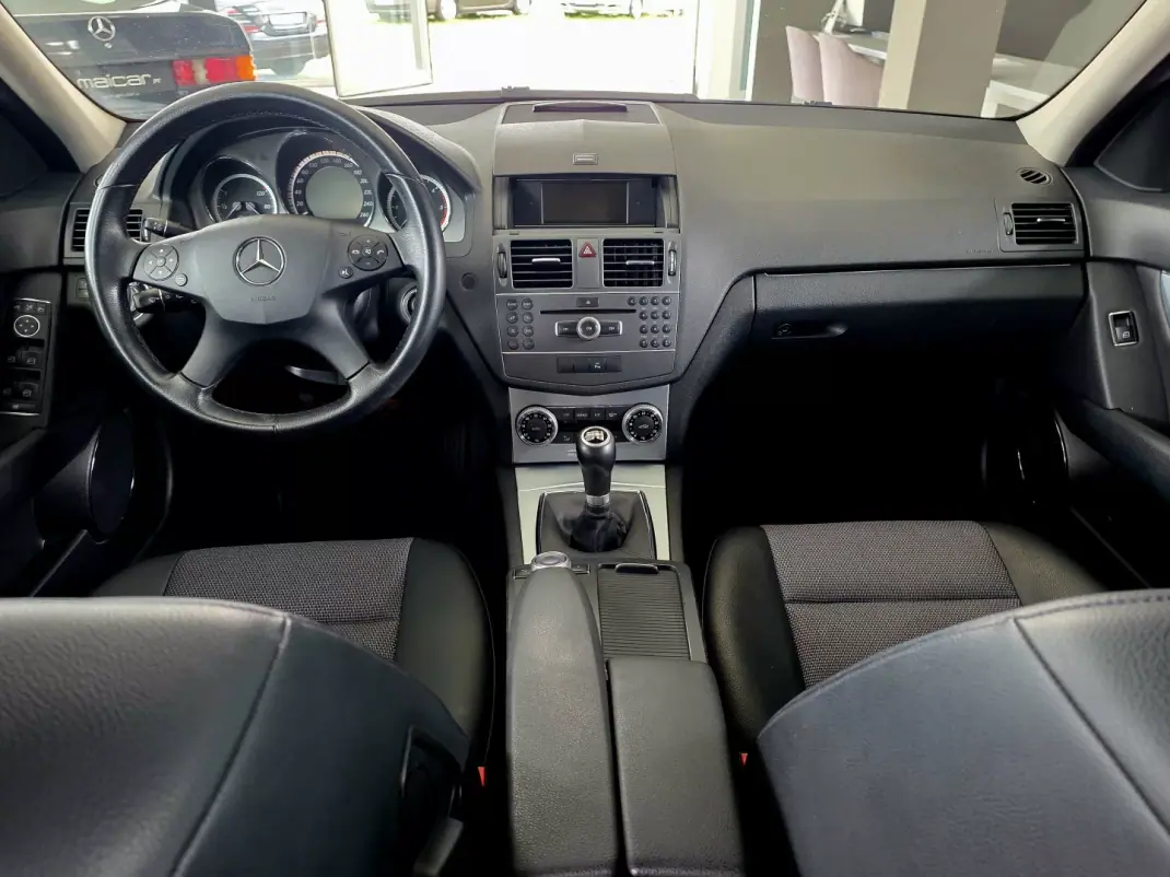 Mercedes-Benz C 220 2011 - 12900 EUR, 222771 km - AUTO.MOTO.pt - 222771km - foto 22 de 31