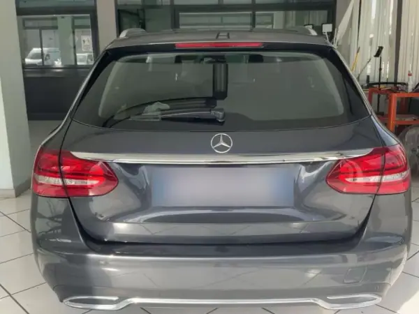 Mercedes-Benz C 200 2016 - 16900 EUR, 148161 km - AUTO.MOTO.pt - 148161km - foto 5 de 15