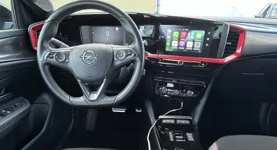 Opel Mokka 2023 - 23400 EUR, 41700 km - AUTO.MOTO.pt - 41700km - foto 6 de 12