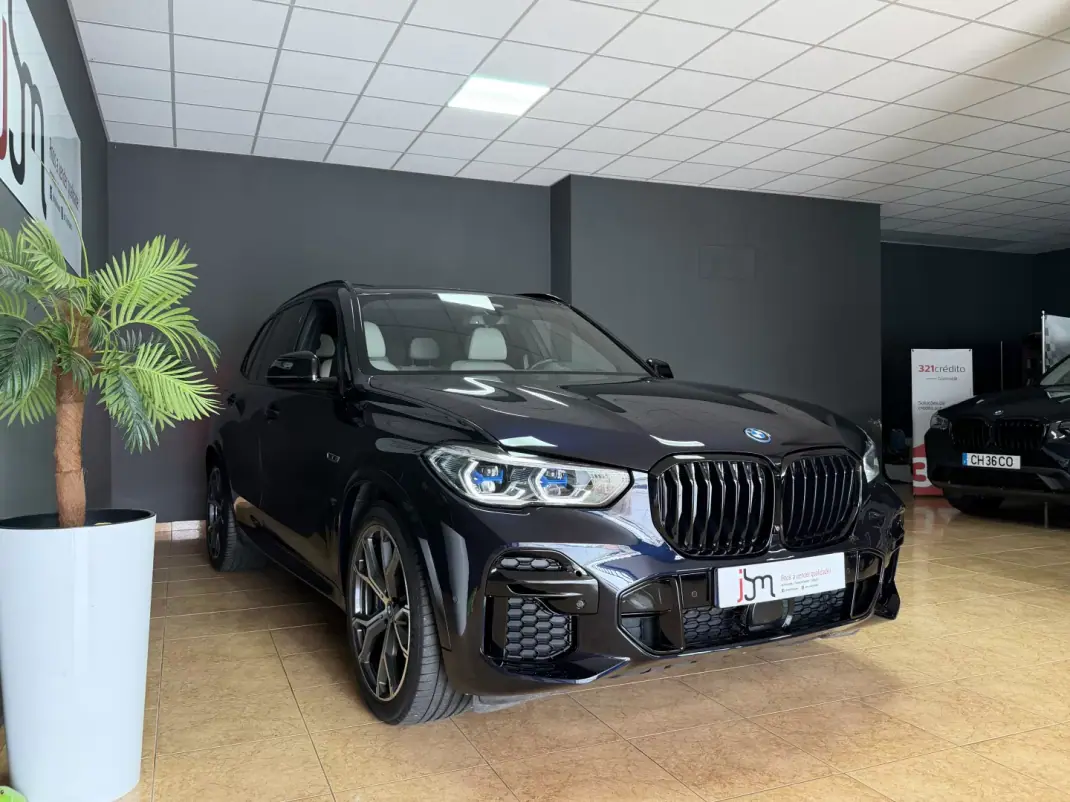 BMW X5 2022 - 54990 EUR, 139897 km - AUTO.MOTO.pt - 139897km - foto 3 de 22