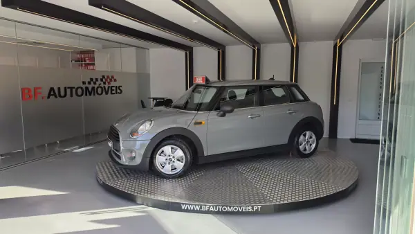 MINI 5 Portas 2015 — photo 2 of 60