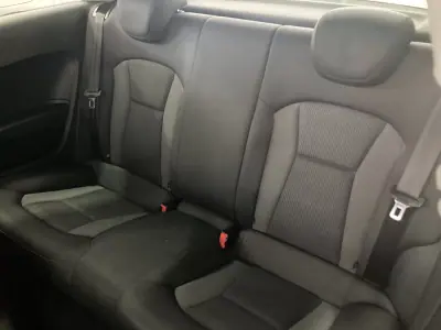Audi A1 2015 - 11900 EUR, 150000 km - AUTO.MOTO.pt - 150000km - foto 15 de 32