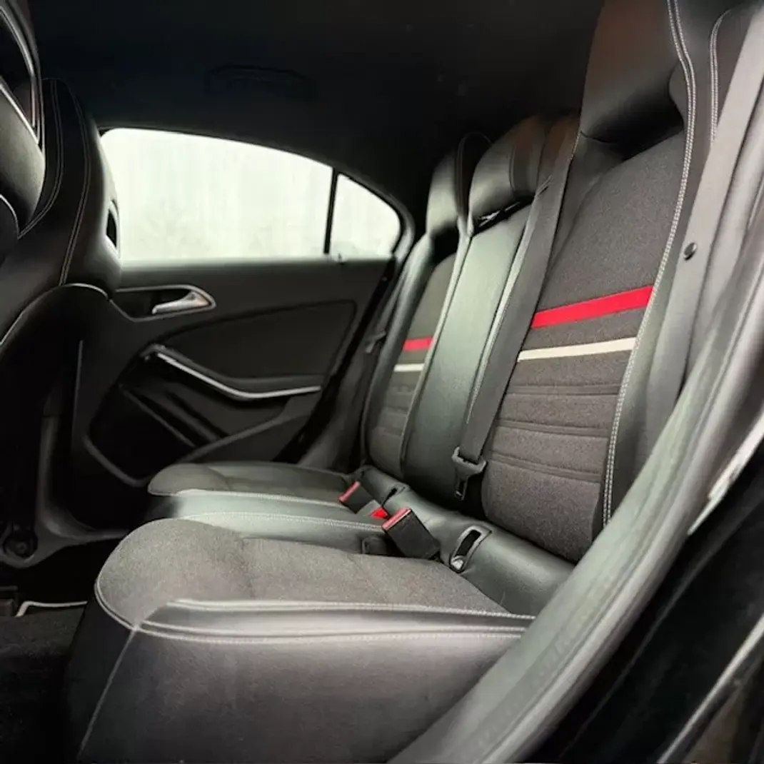 Mercedes-Benz A 180 2014 - 13900 EUR, 186000 km - AUTO.MOTO.pt - 186000km - foto 8 de 15