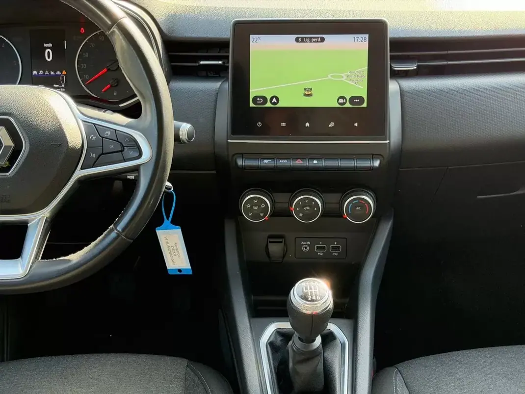 Renault Clio 2020 - 11900 EUR, 128138 km - 128138km - foto 17 de 21