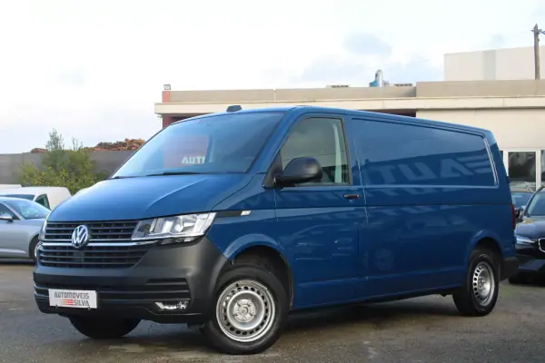 VW Transporter 2.0 TDI Confortline Extra 150Cv 2021 - 22990 EUR, 115000 km - AUTO.MOTO.pt - 115000km - foto 2 de 19