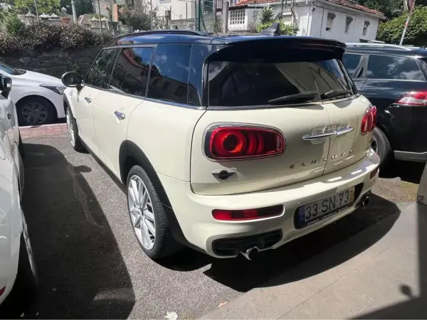 MINI Clubman 2017 - 18900 EUR, 93000 km - AUTO.MOTO.pt - 93000km - foto 5 de 9