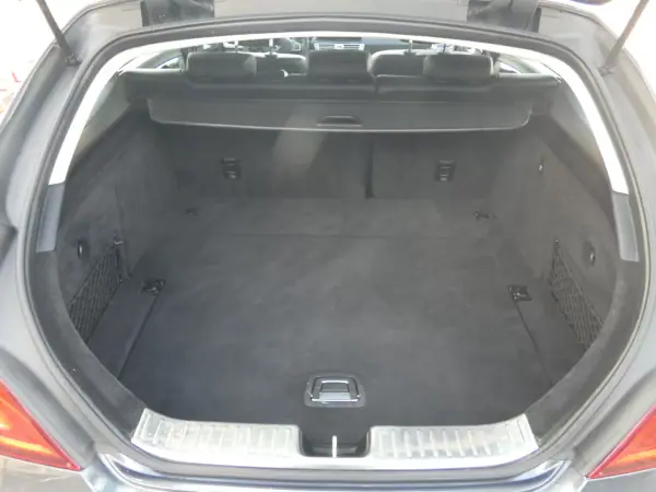 Mercedes-Benz CLS 250 2015 - 22500 EUR, 278000 km - AUTO.MOTO.pt - 278000km - foto 13 de 42