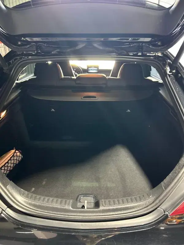 Mercedes-Benz CLA 220 2017 - 22500 EUR, 209125 km - AUTO.MOTO.pt - 209125km - foto 8 de 33