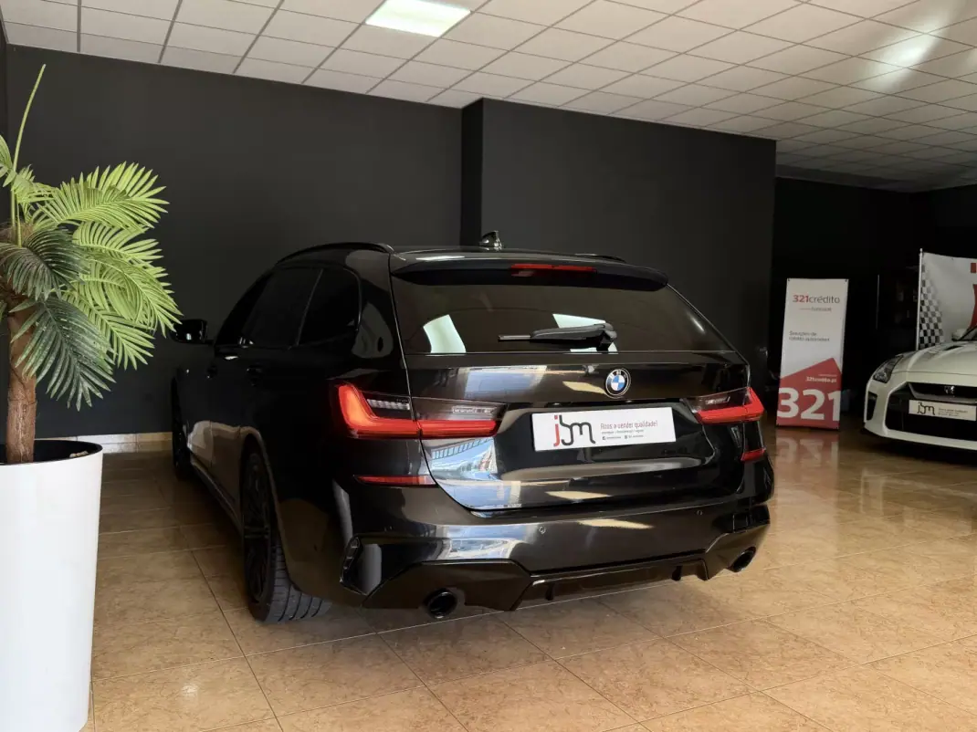 BMW 320 2019 - 26990 EUR, 179874 km - AUTO.MOTO.pt - 179874km - foto 5 de 20