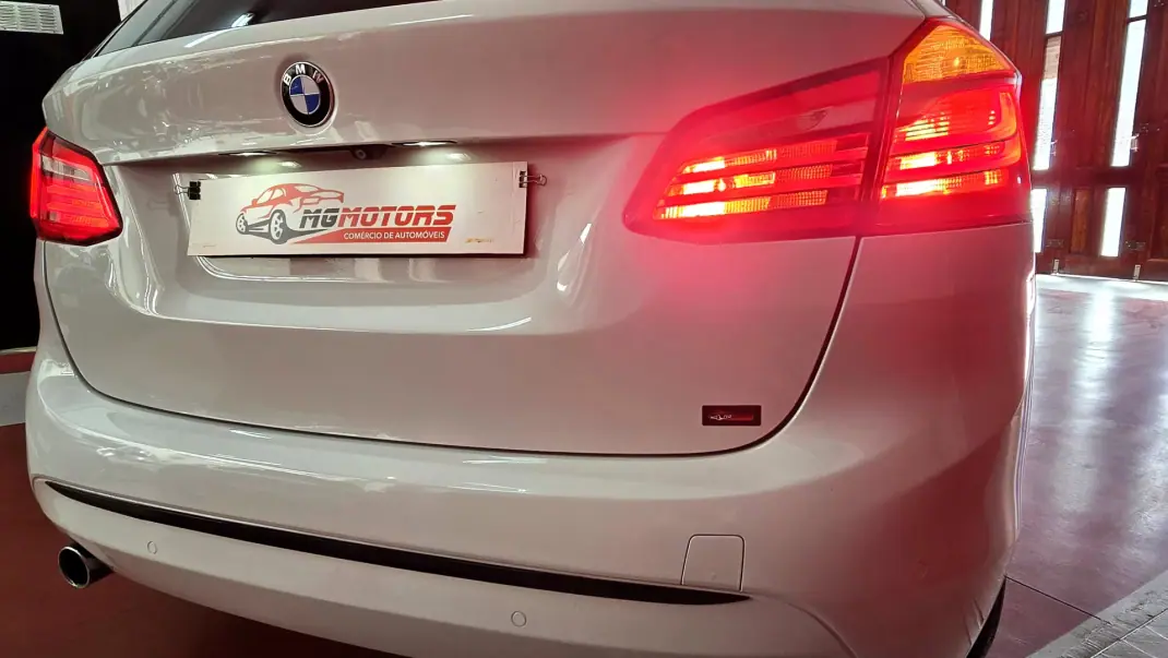 BMW 216 Active Tourer 2017 - 16990 EUR, 118407 km - AUTO.MOTO.pt - 118407km - foto 8 de 72