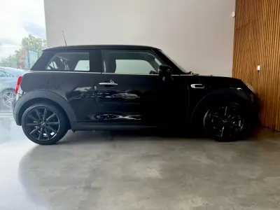 MINI One 2016 - 12999 EUR, 132000 km - AUTO.MOTO.pt - 132000km - foto 14 de 91
