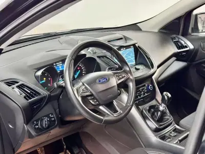 Ford Kuga 2017 - 11750 EUR, 111000 km - 111000km - foto 22 de 55