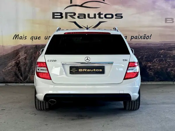 Mercedes-Benz C 220 2009 - 12900 EUR, 235490 km - AUTO.MOTO.pt - 235490km - foto 7 de 26