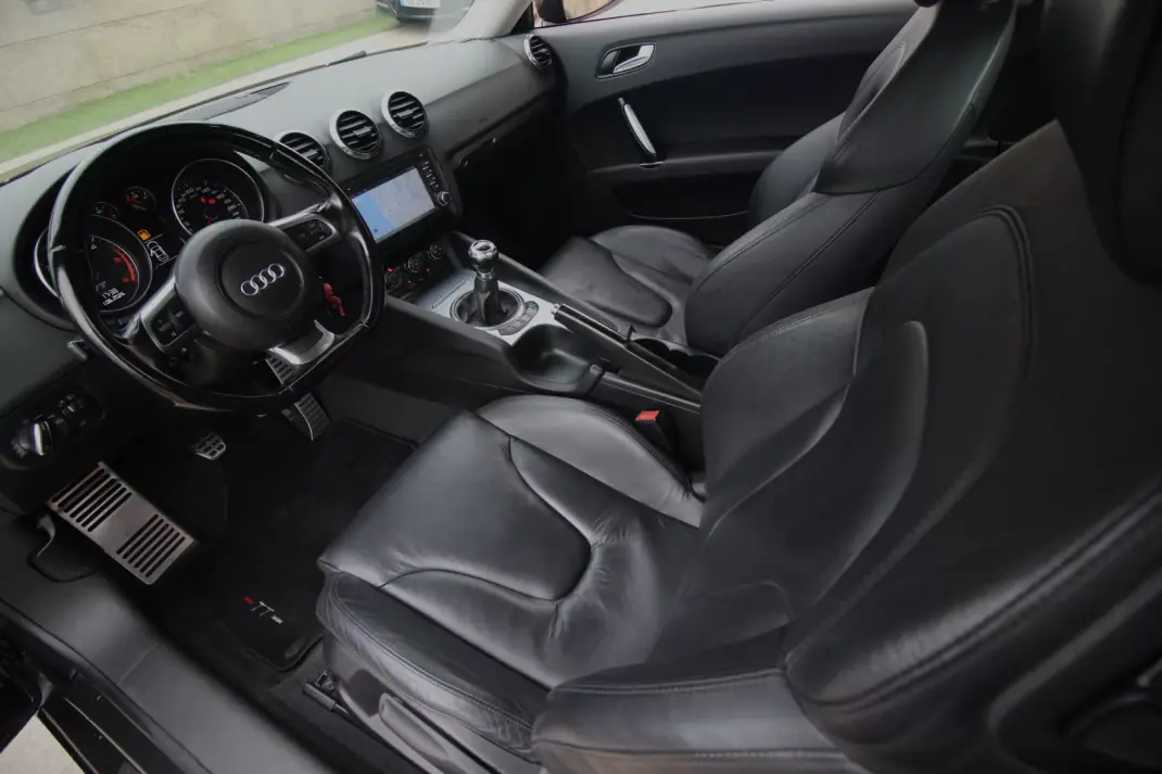 Audi TT Coupé 2009 - 14990 EUR, 207000 km - 207000km - foto 5 de 24