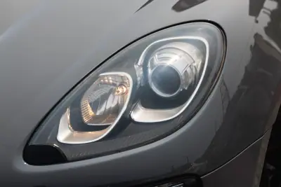 Porsche Macan 2015 - 43900 EUR, 152799 km - AUTO.MOTO.pt - 152799km - foto 6 de 27