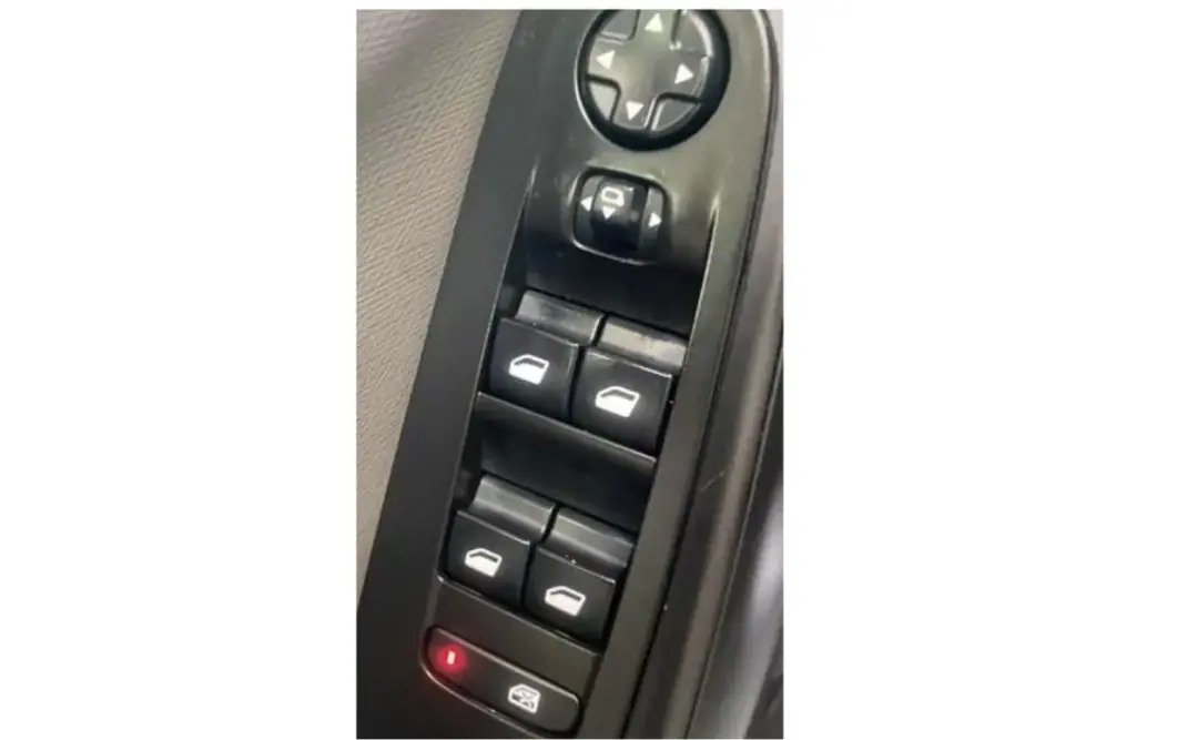 Citroën C4 Spacetourer 2019 - 15490 EUR, 97889 km - AUTO.MOTO.pt - 97889km - foto 11 de 17