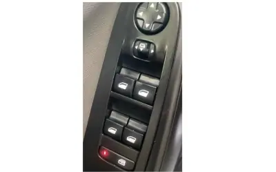 Citroën C4 Spacetourer 2019 - 15490 EUR, 97889 km - AUTO.MOTO.pt - 97889km - foto 11 de 17