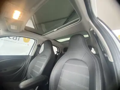 Smart ForFour 2019 - 12490 EUR, 41490 km - AUTO.MOTO.pt - 41490km - foto 11 de 12