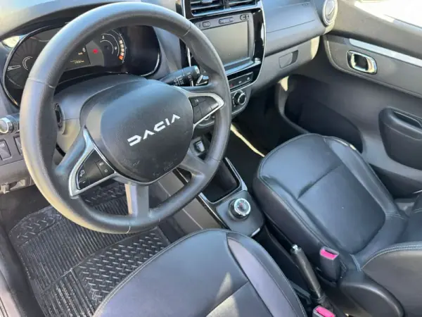 Dacia Spring 2023 - 12900 EUR, 119260 km - AUTO.MOTO.pt - 119260km - foto 17 de 26