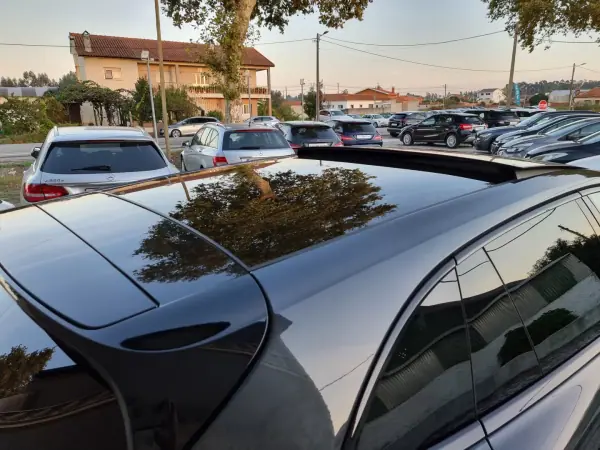 Porsche Panamera Sport Turismo 2018 - 84990 EUR, 147000 km - AUTO.MOTO.pt - 147000km - foto 31 de 50