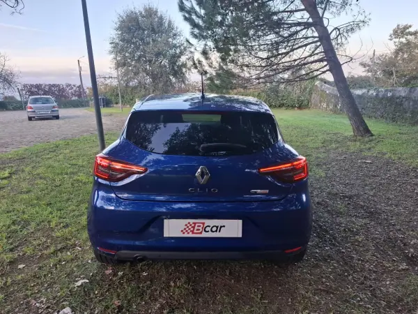 Renault Clio 2023 - 18990 EUR, 21500 km - AUTO.MOTO.pt - 21500km - foto 11 de 38