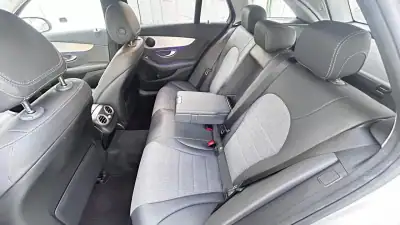 Mercedes-Benz C 300 2021 - 27500 EUR, 201000 km - AUTO.MOTO.pt - 201000km - foto 21 de 22