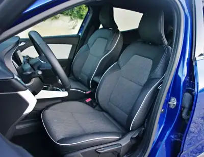 Renault Clio 2023 - 18900 EUR, 26048 km - AUTO.MOTO.pt - 26048km - foto 16 de 40