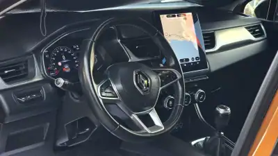 Renault Captur 2021 - 18500 EUR, 53600 km - AUTO.MOTO.pt - 53600km - foto 14 de 22