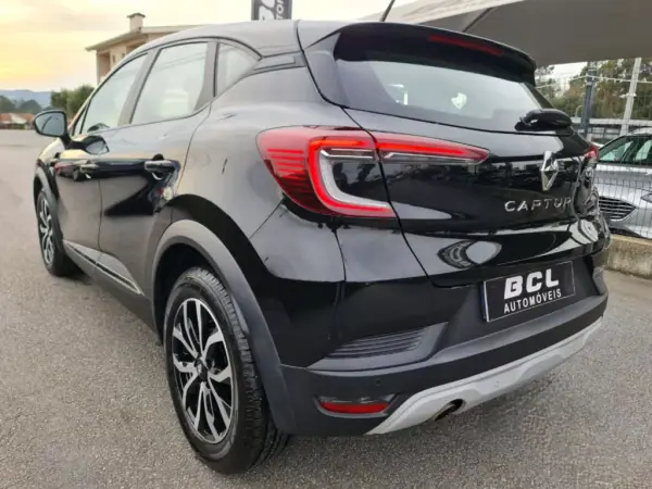 Renault Captur 2020 - 17990 EUR, 150000 km - AUTO.MOTO.pt - 150000km - foto 13 de 43
