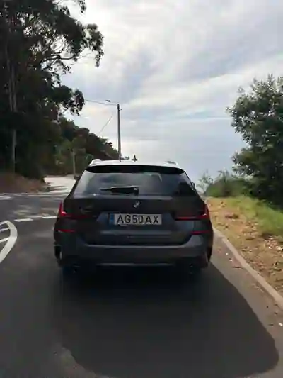 BMW 330e 2021 — foto 4 de 14