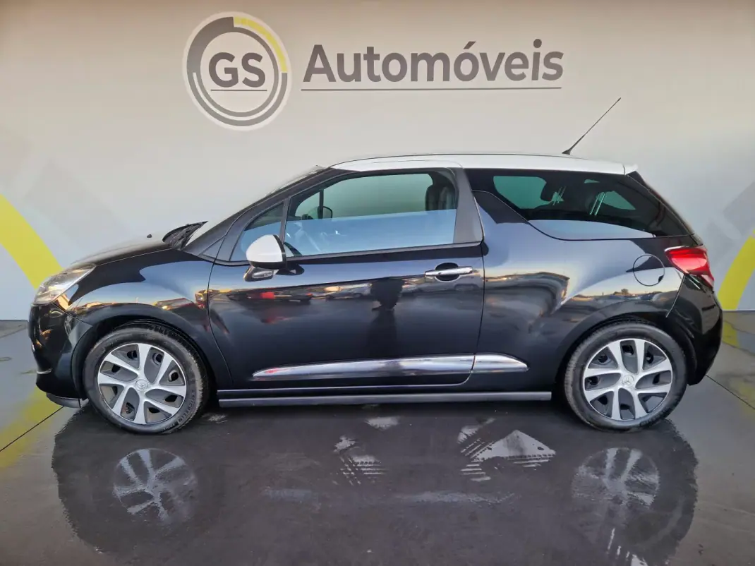 DS DS3 2011 - 9990 EUR, 188000 km - AUTO.MOTO.pt - 188000km - foto 9 de 22