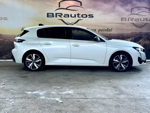 Peugeot 308 2023 - 24900 EUR, 111974 km - AUTO.MOTO.pt - 111974km - foto 5 de 29