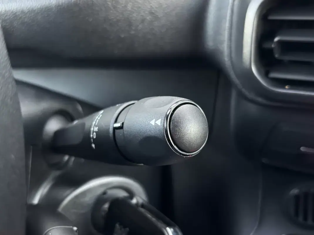 Peugeot PARTNER 1.6 BLUEHDI 3 LUGARES 2019 - 13900 EUR, 97000 km - AUTO.MOTO.pt - 97000km - foto 20 de 34