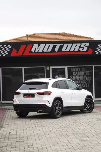 Mercedes-Benz GLA 180 2021 - 41900 EUR, 54000 km - AUTO.MOTO.pt - 54000km - foto 29 de 29