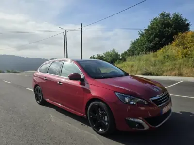 Peugeot 308 SW 2015 - 14490 EUR, 175000 km - AUTO.MOTO.pt - 175000km - foto 19 de 19