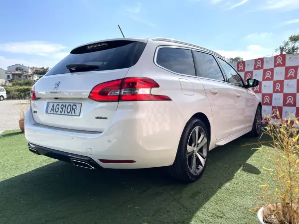 Peugeot 308 SW 2017 - 9990 EUR, 287958 km - AUTO.MOTO.pt - 287958km - foto 3 de 23