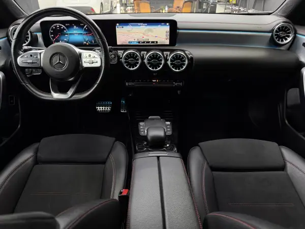 Mercedes-Benz CLA 180 2021 - 27950 EUR, 178635 km - AUTO.MOTO.pt - 178635km - foto 26 de 51